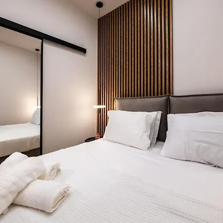 Liotrivi Luxury Apartment Kalamata Exterior photo